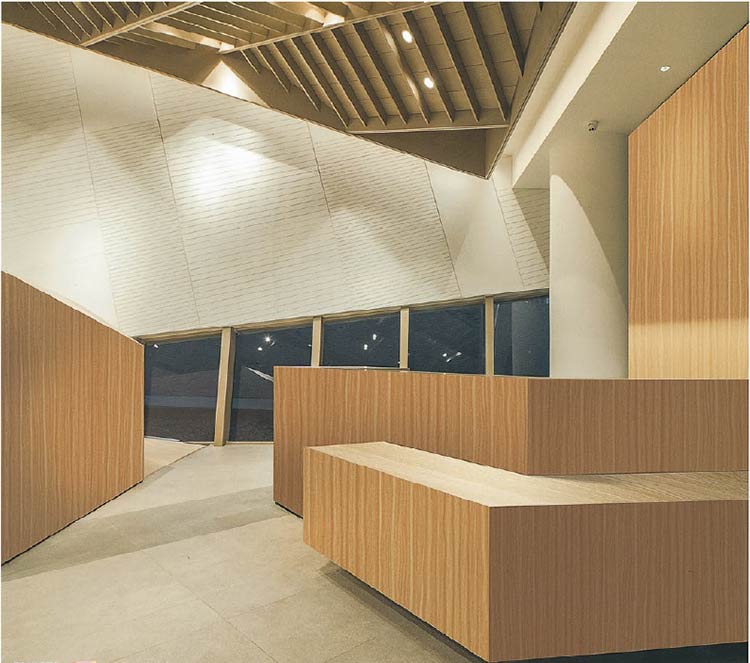 In che modo la pellicola autoadesiva in PVC può ravvivare il bancone del tuo negozio?